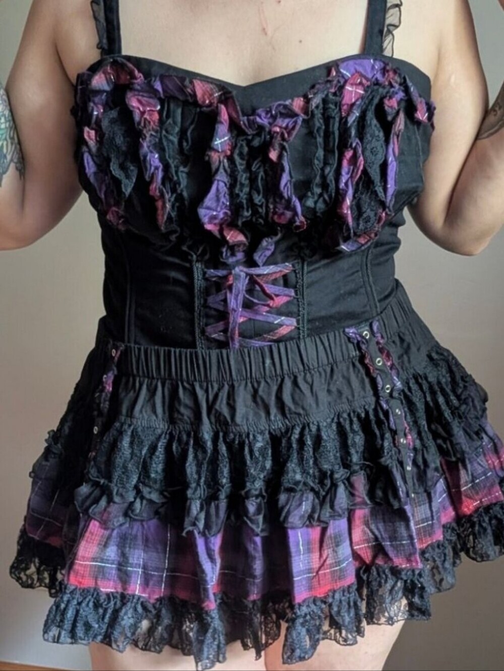 Y2K Tripp NYC Garter Strap Purple Plaid & Black Lace Gothic Mini Skirt XL - Picture 2 of 11
